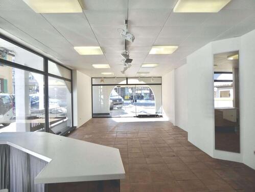 Foto - LadenlokalBüroPraxis - große Fensterfront - TOP Lage in Oberstaufen