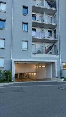 Foto - Tiefgaragenstellplatz zu vermieten