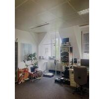 Atelier Büro Arbeitsplatz zentral in Nürnberg