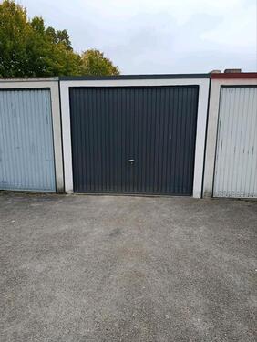 Foto - Garage zu vermieten - 120,00 EUR Miete,