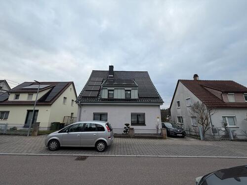 Foto - 3 Familienhaus in ruhiger Lage - 1.250.000,00&nbsp;EUR Kaufpreis, ca.&nbsp; 225,00&nbsp;m&sup2;