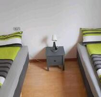 Haus zu vermieten - 100,00&nbsp;EUR Kaltmiete, ca.&nbsp; 220,00&nbsp;m&sup2; in Bad Oeynhausen (PLZ: 32547) Rehme