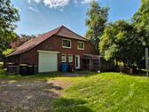 Foto - Handwerker-Traum mit 164 m² Wohnhaus & Riesen-Grundstück (1.744m)