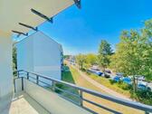 Foto - Praktisch geschnittene 3-Zi.-Wohnung mit Balkon!