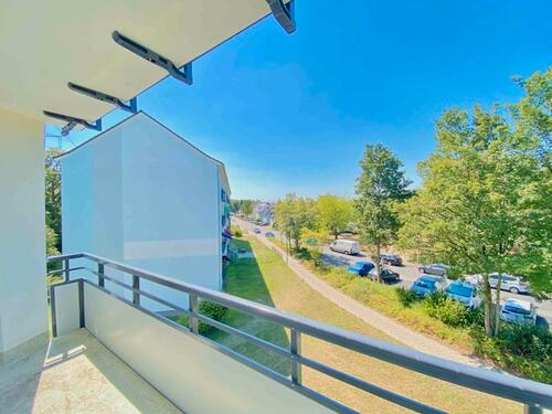 Foto - Praktisch geschnittene 3-Zi.-Wohnung mit Balkon!