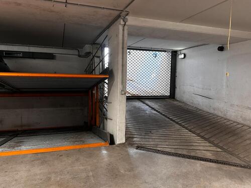 Foto - Tiefgarage, Dublex Parksysten, neu Geprüft, Stellplatz