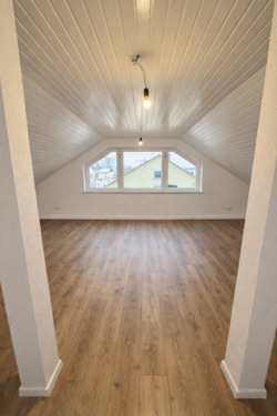 Foto - 2 Zimmer Dachgeschoßwohnung zur Miete in Weiterstadt