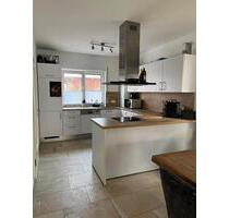 Doppelhaushälfte mit Garten in Berching