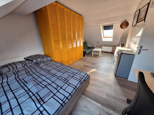 Foto - 2 Zimmer Dachgeschoßwohnung zur Miete in Hamburg