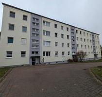 2 Raum Dachgeschoss Wohnung - 330,00&nbsp;EUR Kaltmiete, ca.&nbsp; 55,00&nbsp;m&sup2; in Berka vor dem Hainich (PLZ: 99826)