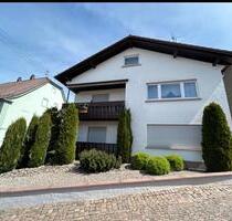 Tolle, helle 4 Zimmer Erdgeschoss Wohnung 100qm in Mehlbach