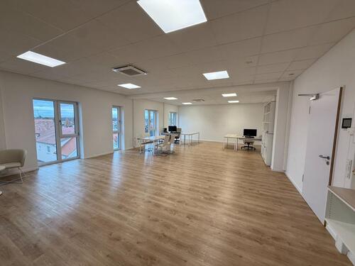 Foto - Moderne Büroeinheit mit Tiefgaragenstellplatz im Zentrum von Dill