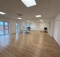 Moderne Büroeinheit mit Tiefgaragenstellplatz im Zentrum von Dill - Dillingen an der Donau