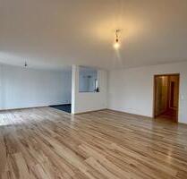 Hochwertige Vier Zimmerwohnung in TOP Lage von Griesheim