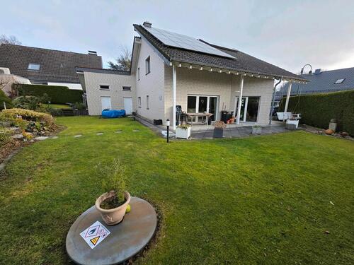 Foto - Freistehendes Einfamilienhaus, gehobener Zustand., Rösrath-Eigen