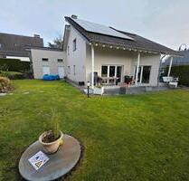 Freistehendes Einfamilienhaus, gehobener Zustand., Rösrath-Eigen