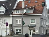 Foto - Zwei BarCafé-Flächen und eine 4-Zimmerwohnung inkl. Keller