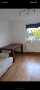 Foto - Zentrales Zimmer in gemütlicher 2er-Mädels-WG