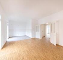 Helle und moderne 3 Zimmer-Whg. mit Fußbodenheizung+Stellplatz - Halle (Saale) Damaschkestraße