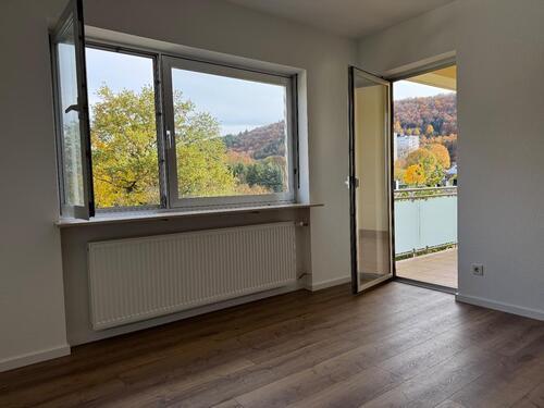 Foto - 3 ZKB, Diele, Balkon, Garage in St.Ingbert Süd zu vermieten