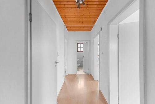 Foto - Attraktive 3-Zimmer-Wohnung mit Balkon im Obergeschoss