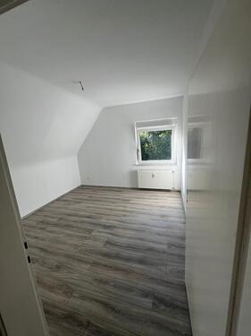 Foto - 3 Zimmer Dachgeschoßwohnung zur Miete in Solingen