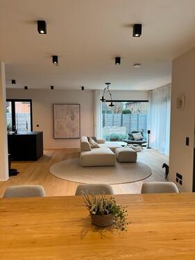 Foto - 5 Zimmer Einfamilienhaus zum Kaufen in Schwarzenbek