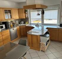 Helle 3 Zimmer Wohnung 88 qm EBK Balkon Parkplätze Sulzbach - Sulzbach am Main