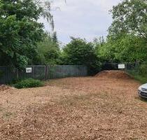 Stellplatz, Stellplätze für Autos, Wohnwagen, Lkws etc. in Halle - Halle (Saale) Frohe Zukunft