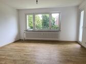 Foto - +++ Wir modernisieren - 3 Raumwohnung im Erdgeschoss mit Balkon und Duschbad +++