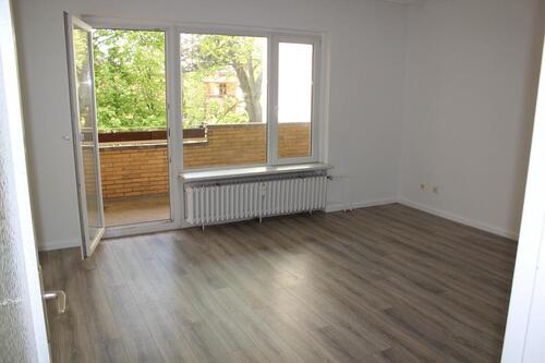 Foto - Bezugsfreie renovierte 2 Zimmer Wohnung in Lichterfelde