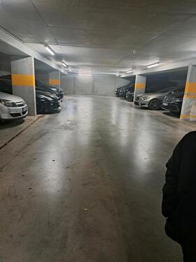 Foto - Tiefgaragenstellplatz in Stuttgart-Ost zu vermieten