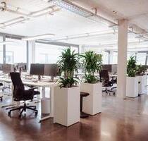 Flexible Schreibtischplätze im modernen Büro Weissach-Flacht - 247 Zugang