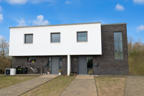 Foto - Neubau Doppelhaushälfte zu vermieten – mit Dachterrasse!