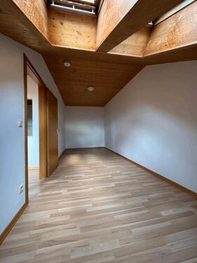 Foto - 3 Zimmer Dachgeschoßwohnung zur Miete in Chieming