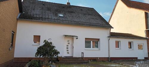 Foto - Einfamilienhaus zu vermieten - 980,00&nbsp;EUR Kaltmiete, ca.&nbsp; 140,00&nbsp;m&sup2;