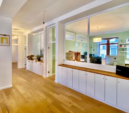 Foto - Kaiserstraße: Modernes Büro in traditionellem Stilaltbau