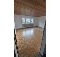 Helle 4,5 Zimmer Wohnung mit Balkon in Rechbergwanne zu vermieten - Giengen an der Brenz