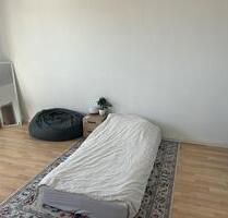 Nachmeiter 1.5 Raum Wohnung - 500,00 EUR Kaltmiete, in Rostock (PLZ: 18057) Hansaviertel