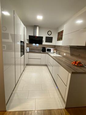 Foto - Neuwertige 3-Zimmer-Wohnung mit Balkon und Einbauküche