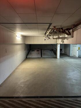 Foto - Garagenstellplatz im Lehel - 100,00&nbsp;EUR Miete,