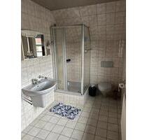 Zimmer zu vermieten - 600,00&nbsp;EUR Kaltmiete, ca.&nbsp; 50,00&nbsp;m&sup2; in Lindlar (PLZ: 51789)