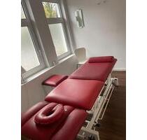 Biete 1-2 helle Praxisräume zur Miete in Leverkusen - Burscheid