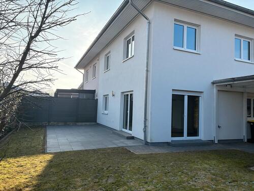 Foto - 5 Zimmer Doppelhaushälfte in Elmenhorst