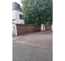 Abschließbare Einzelgarage in 60599 Frankfurt Oberrad - Frankfurt am Main Bonames