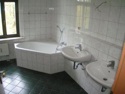 Foto - Werdau-Süd, 5-Zimmer-Whg., zentrumsnah, 2 Bäder