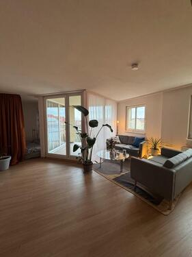 Foto - Zwischenmiete in großer heller Wohnung in Neukölln