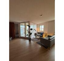 Zwischenmiete in großer heller Wohnung in Neukölln - Berlin