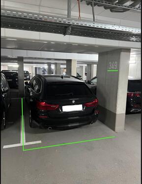 Foto - Tiefgaragenstellplatz zu vermieten - München
