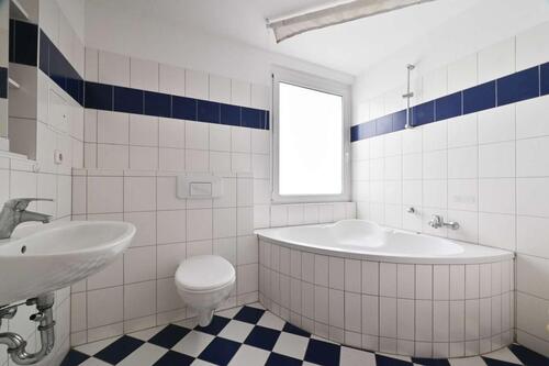 Foto - Gemütliche 2-Raum-Wohnung mit Tageslichtbad und Badewanne in ruhiger Lage von Zwickau